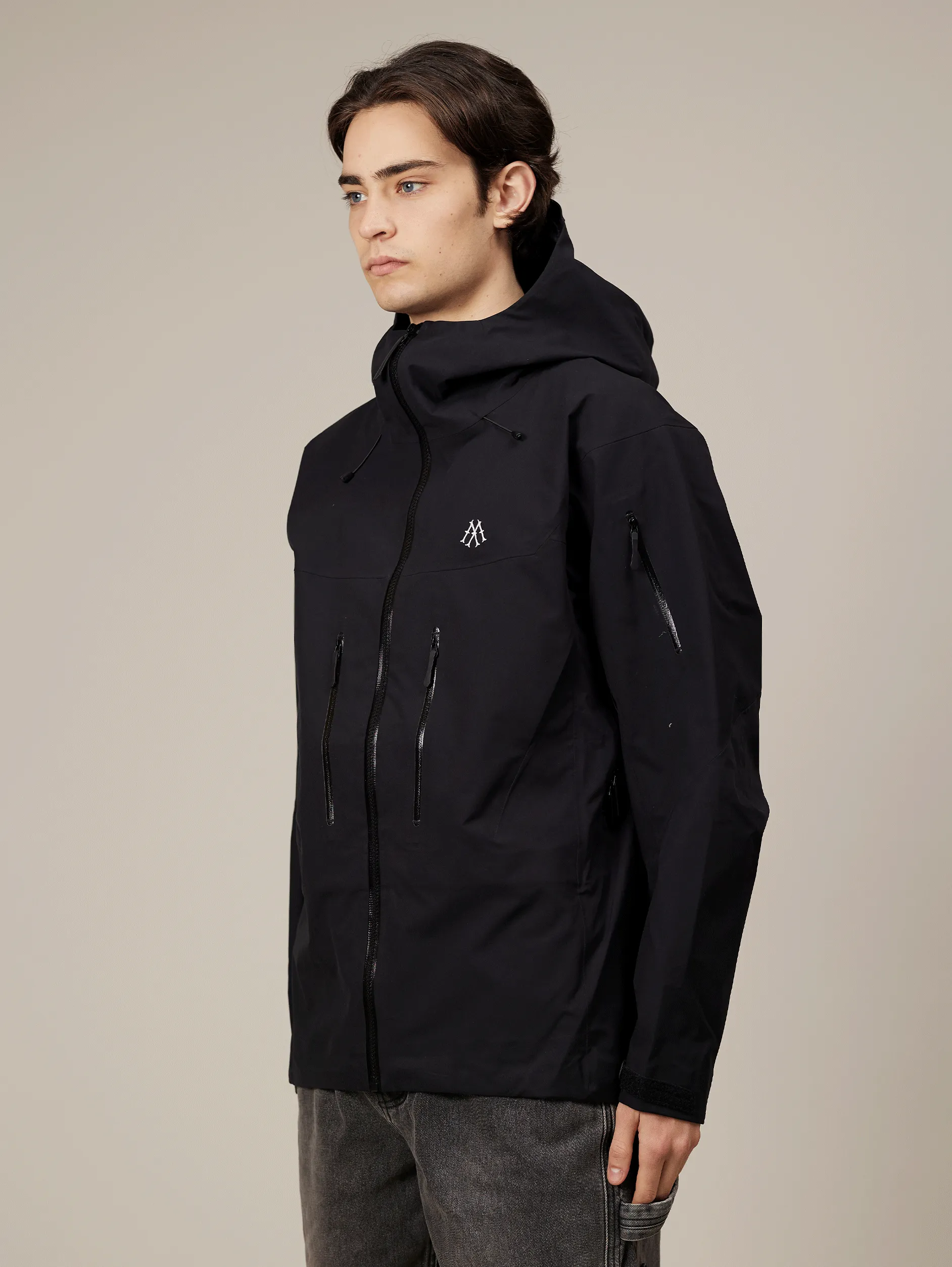 ALPHA RAIN JACKET "BLACK"