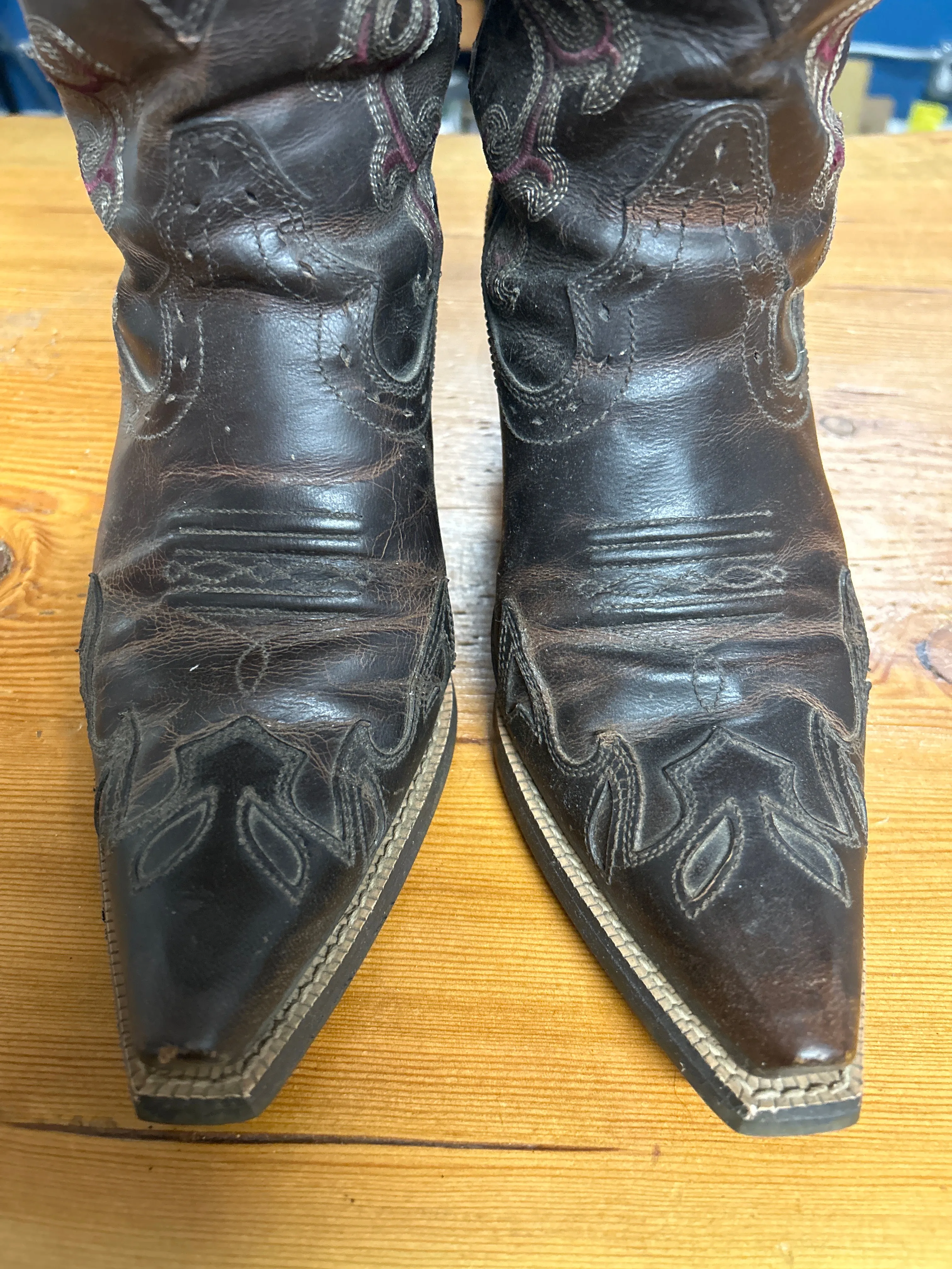 Ariat Boots Ladies 6