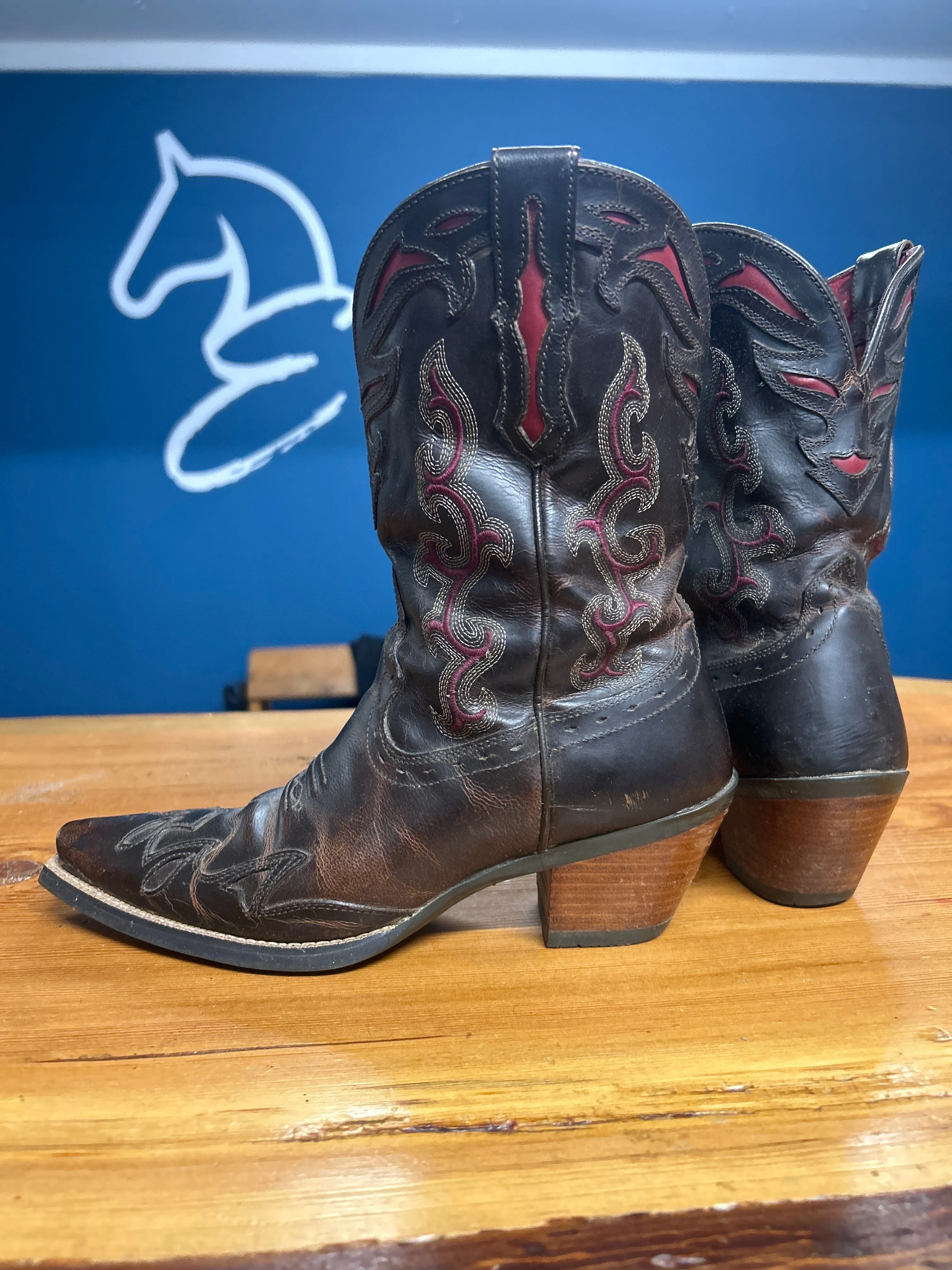 Ariat Boots Ladies 6
