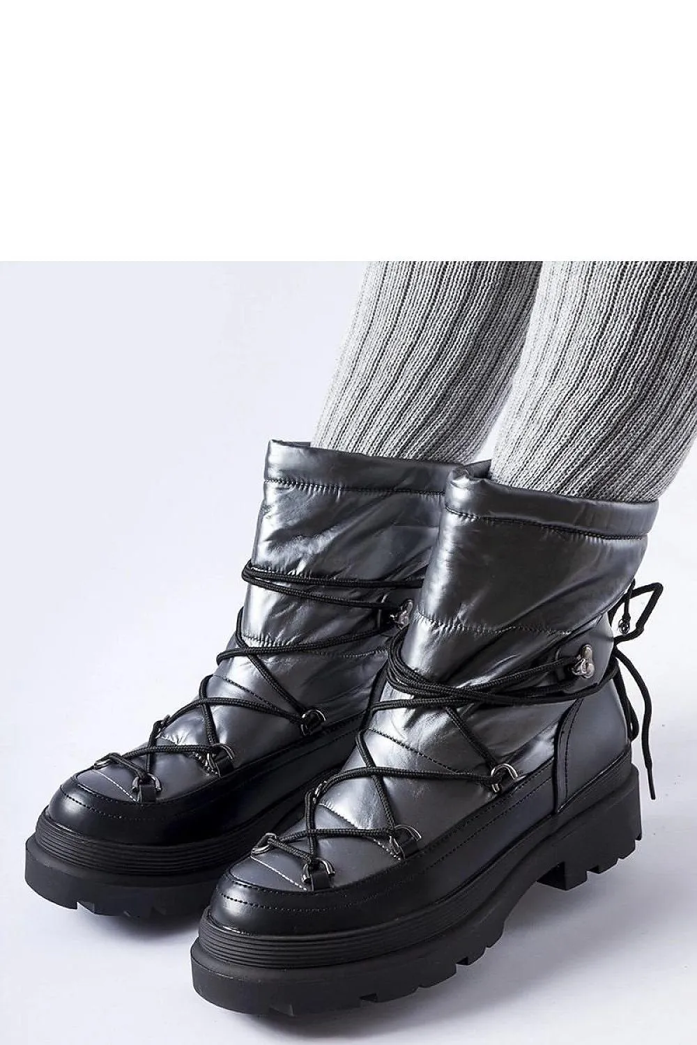 Black and gray snow boots