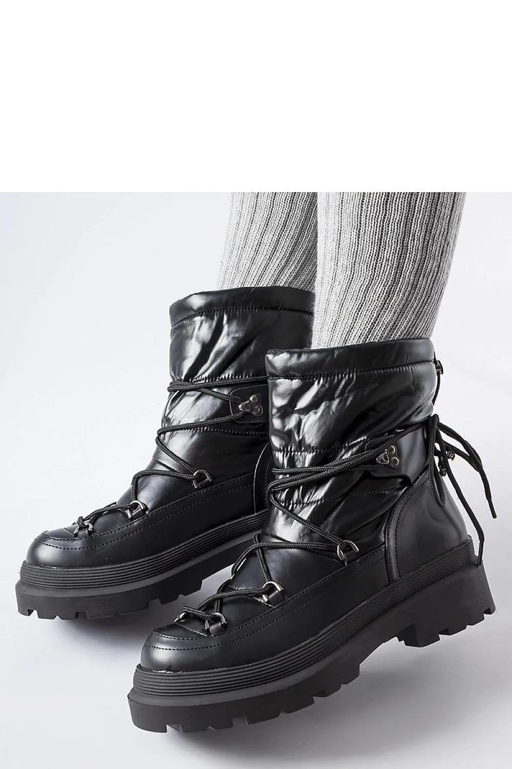 Black and gray snow boots