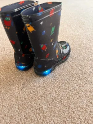 Boots, Shoes 8 (Toddler:2-4yr)