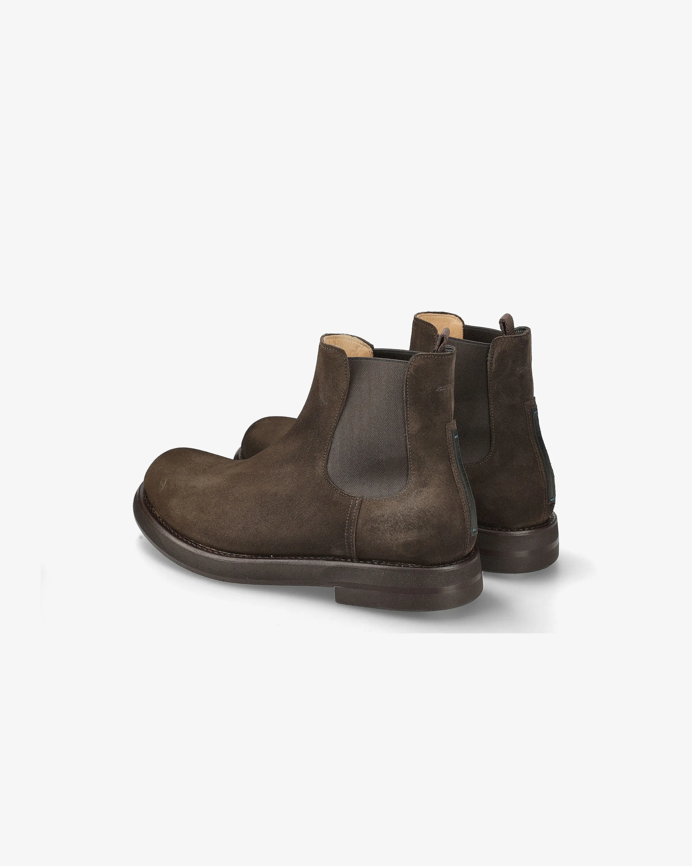 Chelsea ankle boots in rain horse suede