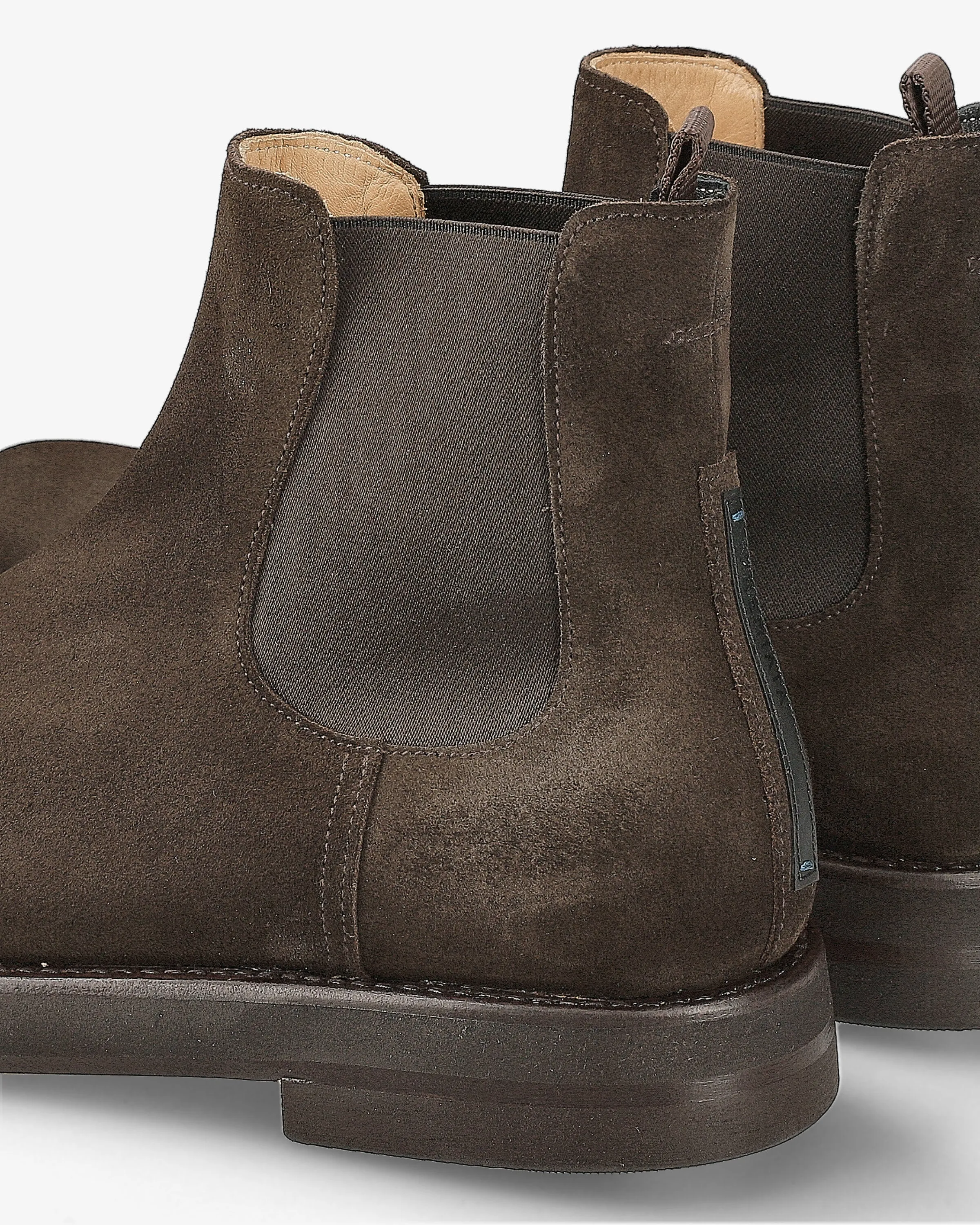 Chelsea ankle boots in rain horse suede