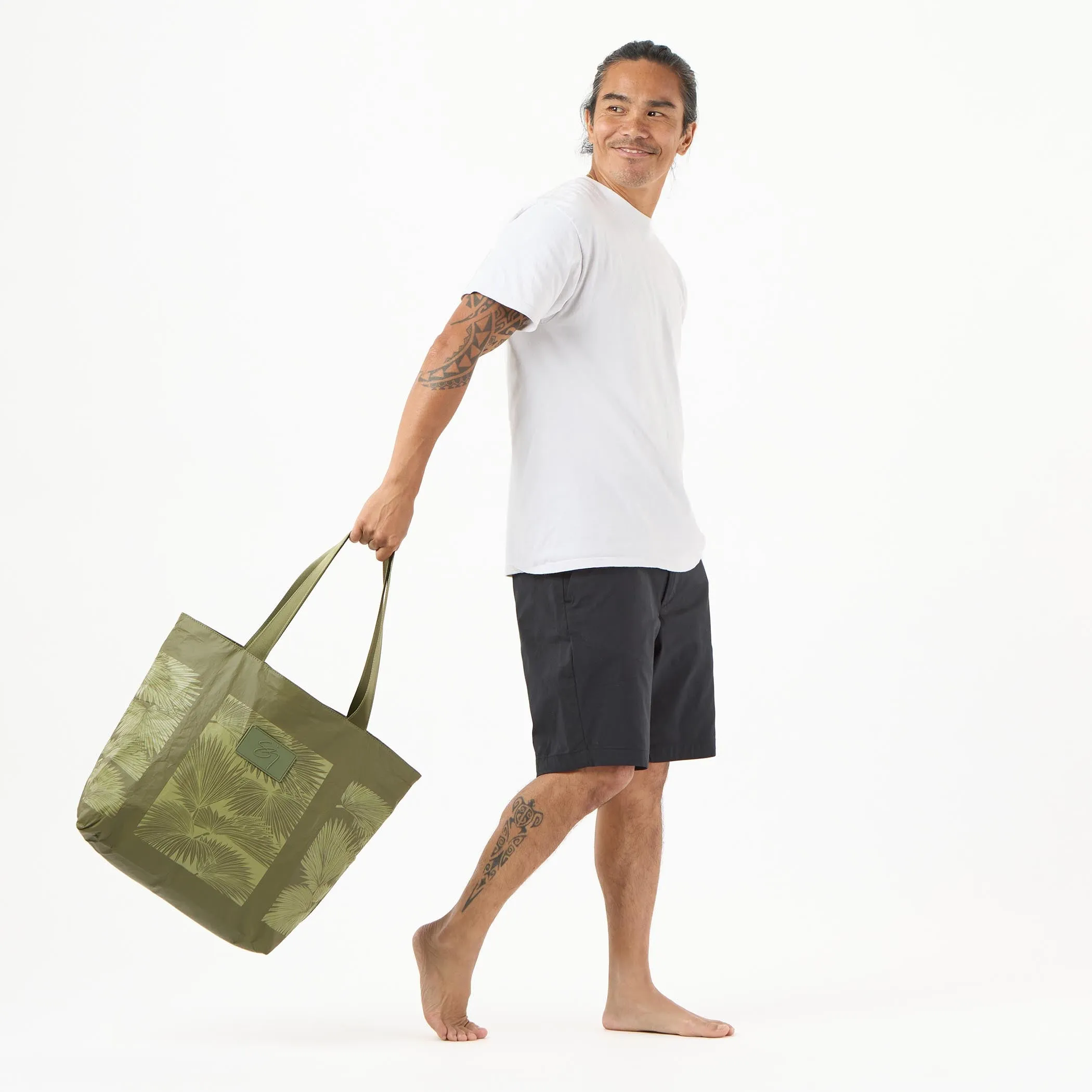 Day Tripper | Loulu by Sig Zane