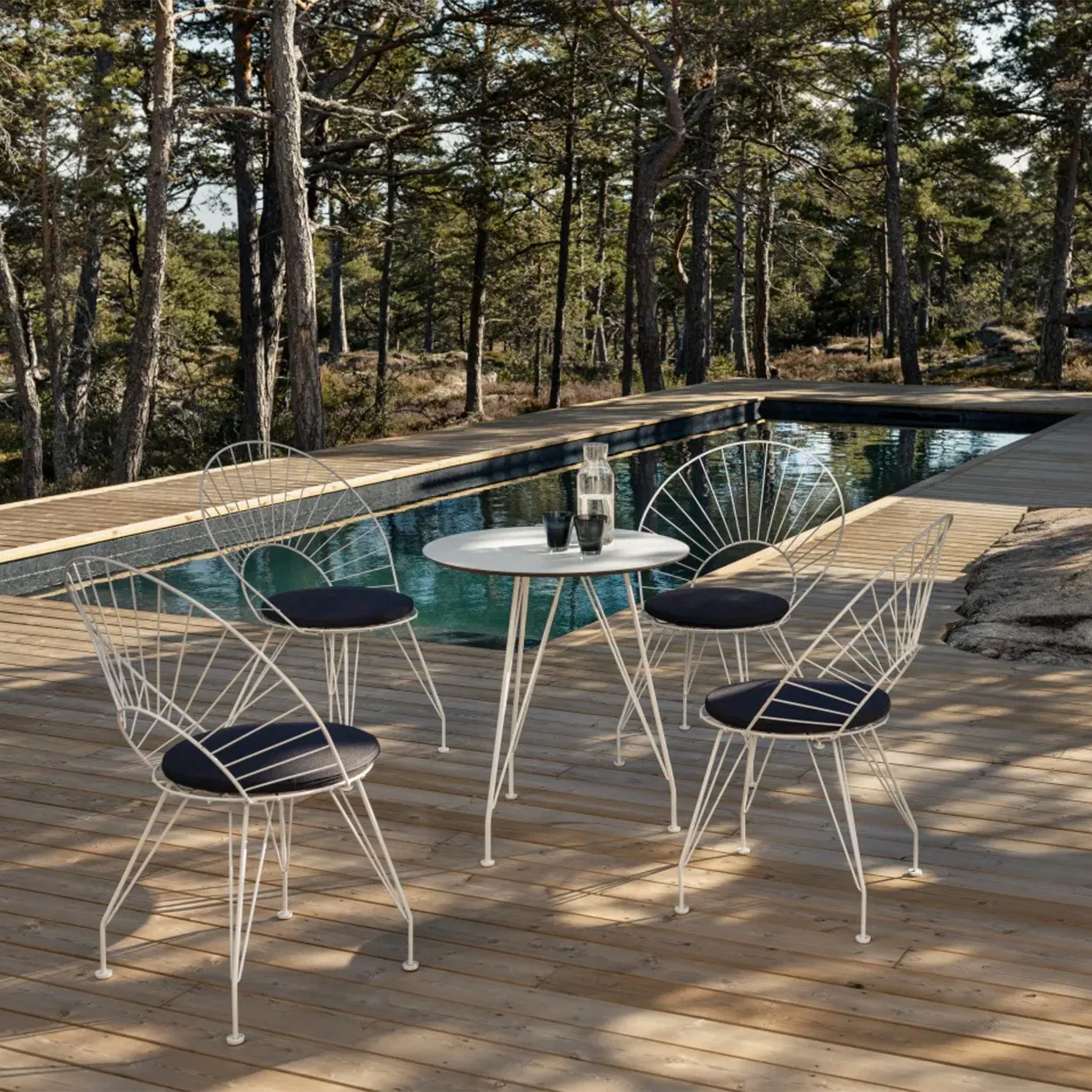Desirée Table by Swedese