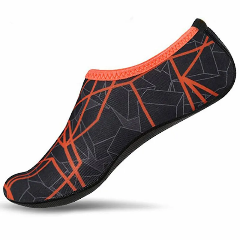 Geometrical Shapes Printed Unisex Aquatic Shoes