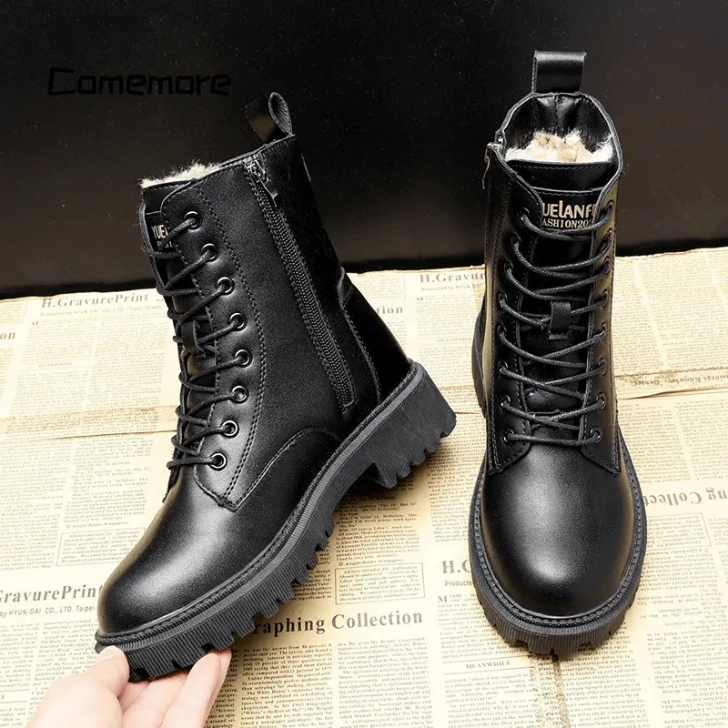 Helena | Laced winter boots with lined inside