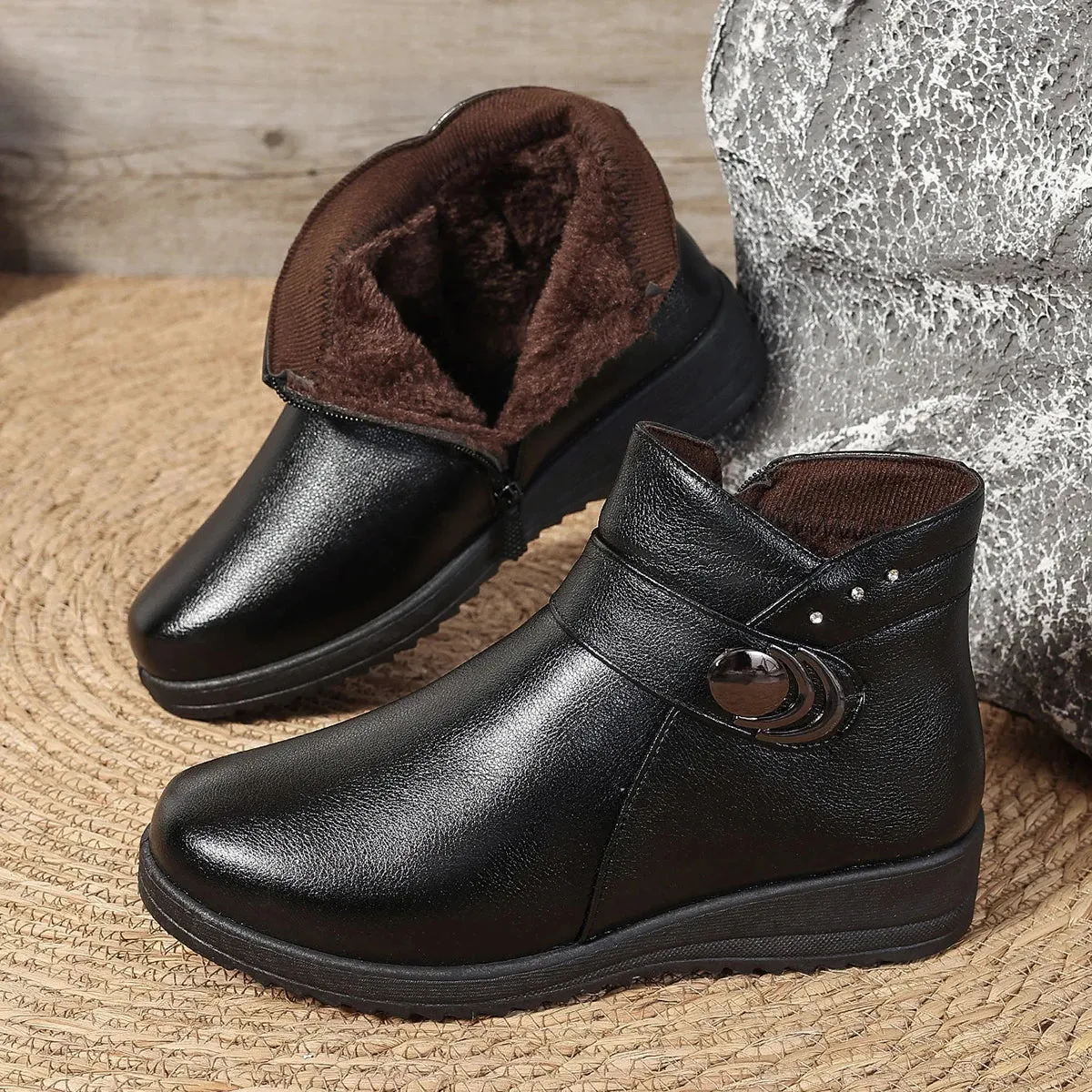 Hnzxzm 2024 Brand Shoes for Women Metal Decoration Women's Boots Fashion Side Zipp Daily Boots Women Hot Sale Round Toe Ankle Boots