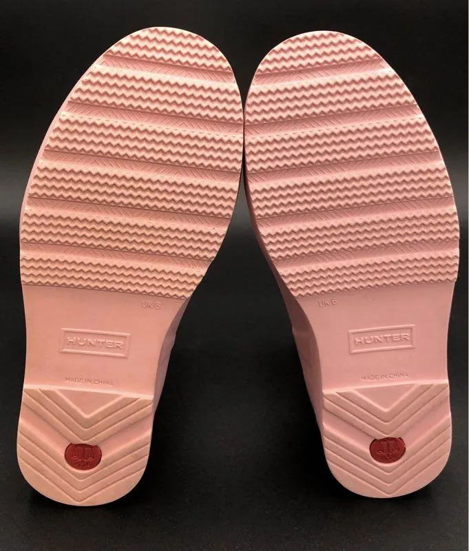 Hunter Women's Pink Round Toe Ankle Rain Boots - Size 8
