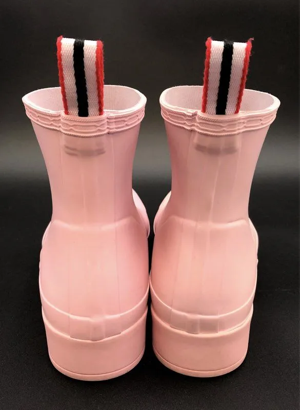 Hunter Women's Pink Round Toe Ankle Rain Boots - Size 8