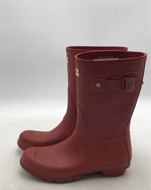 Hunter Women's Red Mid-Calf Pull On Rain Boots - Size 8