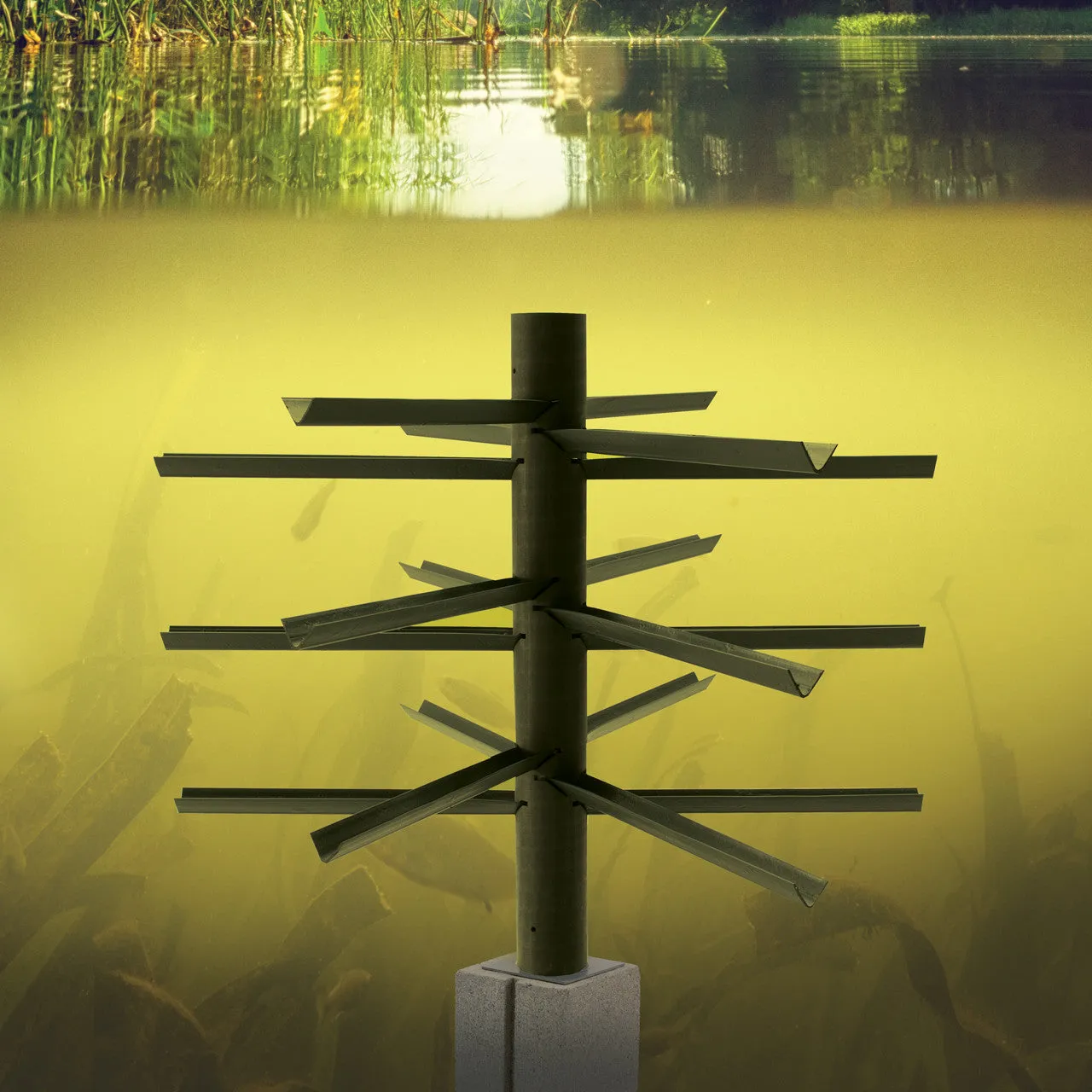 Mossback Fish Habitat Trophy Tree