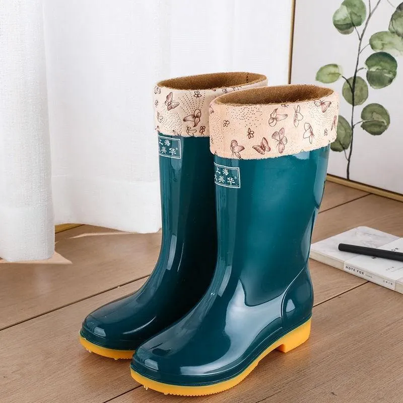 Rain Boots & Garden Clogs