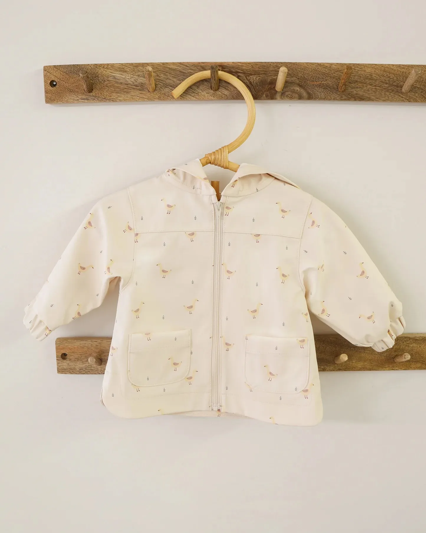 RAIN COAT || GEESE