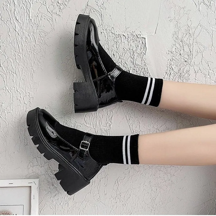 Solid Mary Jane Shoes, Lolita Leather Low Heels, Front Strap Buckle Creepers for Women, Round Toe Mary Janes, Black Patent Leather Shoes